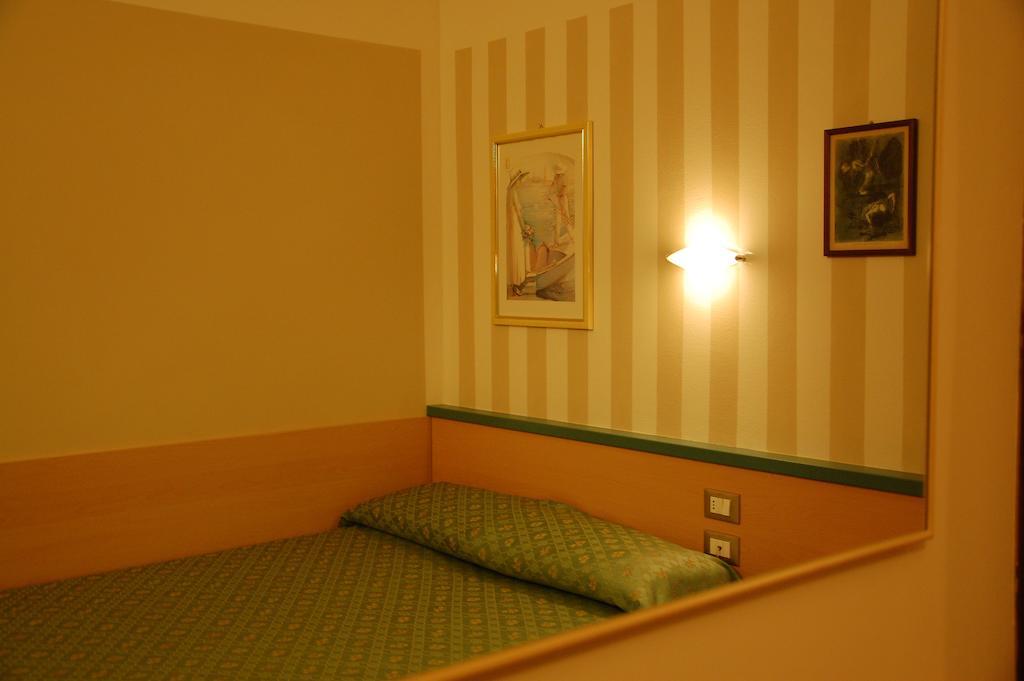 Hotel Belie San Martino di Lupari Bilik gambar