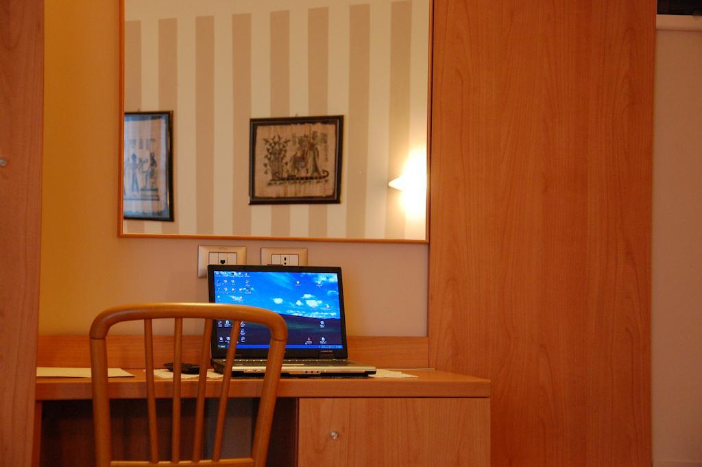 Hotel Belie San Martino di Lupari Bilik gambar